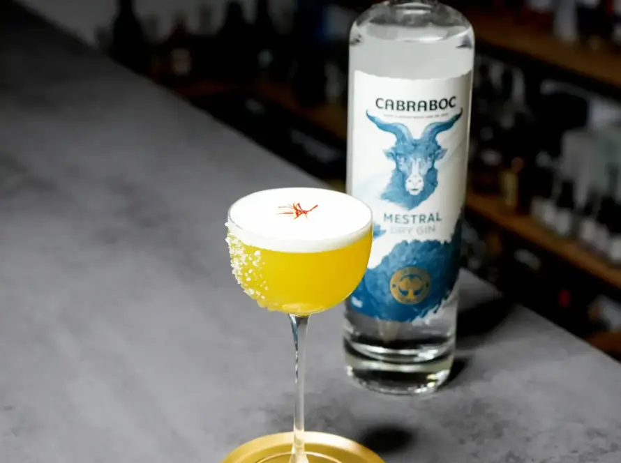Der Cocktail "Caraboc Sour" nach dem Rezept von David Gran