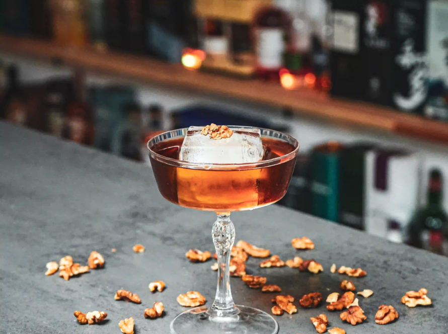 Ein Bild des "Bonnie & Clyde" Cocktails nach einem Rezept von David Gran