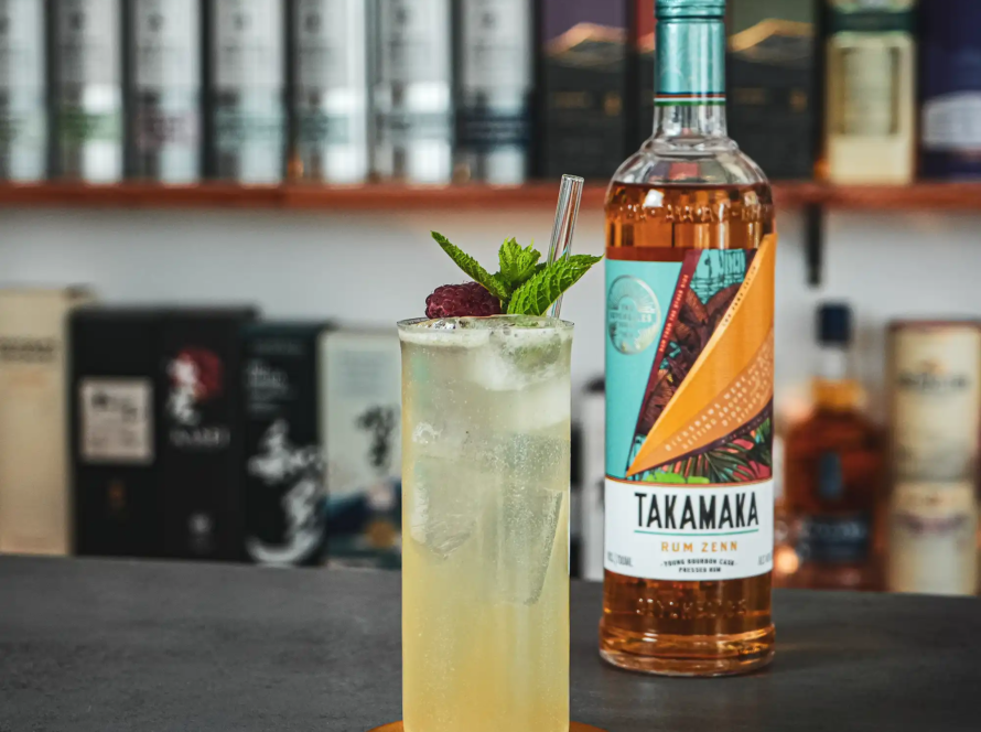 Ein Bild des Takamaka Beach Lemonade Cocktails.