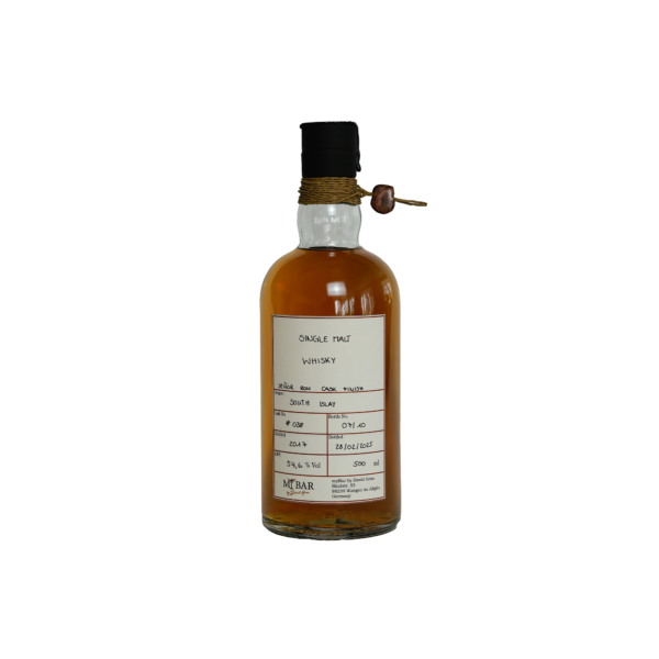 Ein Bild des South Islay Single Malt Whisky mit Finish in einem Senor Ron Rumlikör Fass.