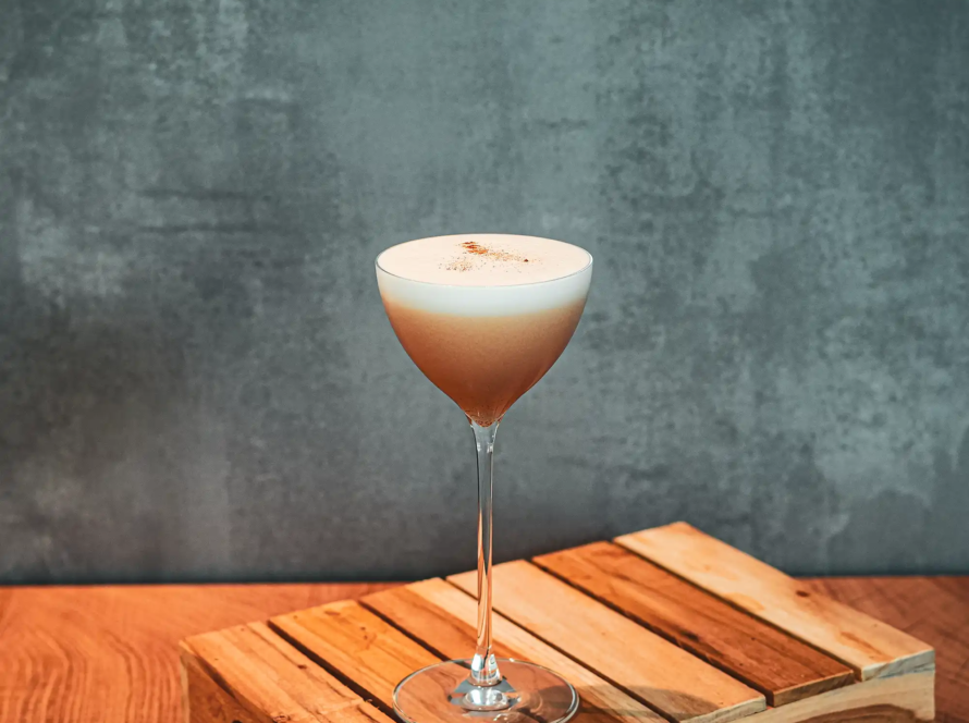 Ein Bild des Vanilla Oak Sour Cocktails.
