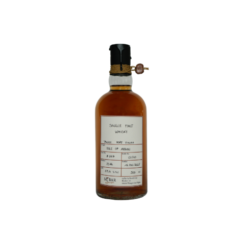 Ein Bild des Ilse of Arran Single Malt Whiskysais einem Tawny Portwein Fass.