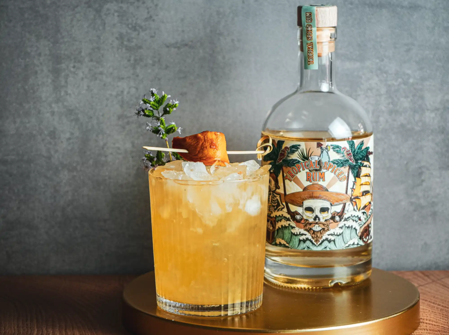 Ein Bild des Solombra Cocktails.