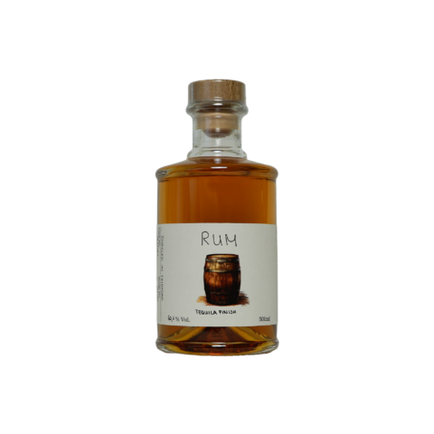 Ein Bild des Trinidad Rums aus dem Tequila Fass