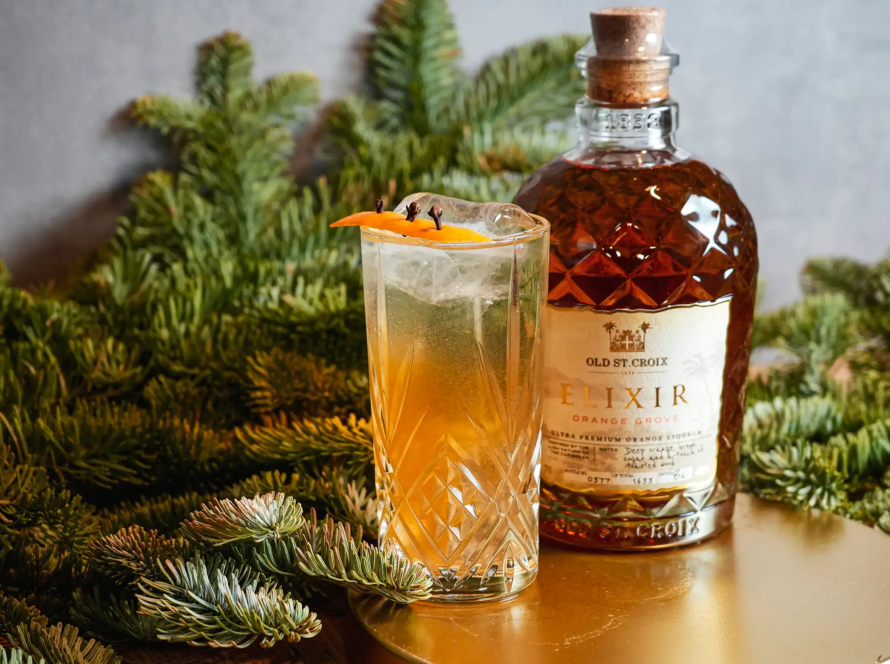 Ein Bild des Fire & Frost Cocktails.