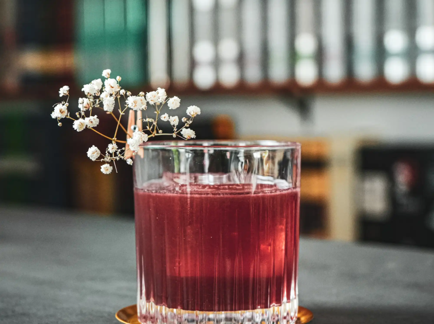 Ein Bild des Mays Rum Punch Cocktails