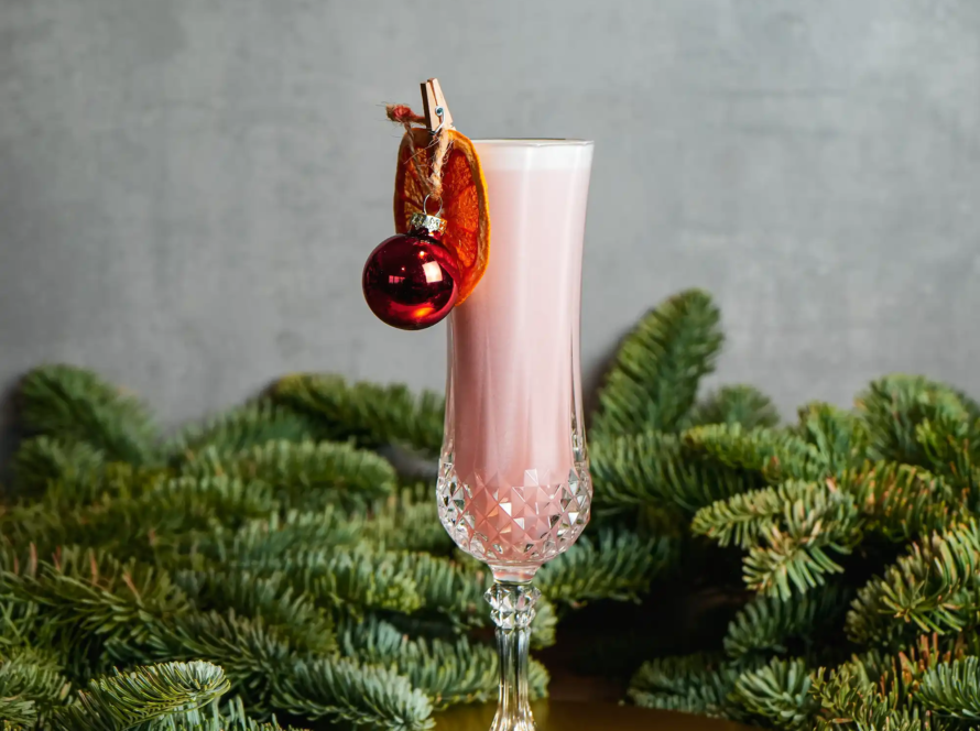 Ein Bild des Santas Spiced Apple Cocktails